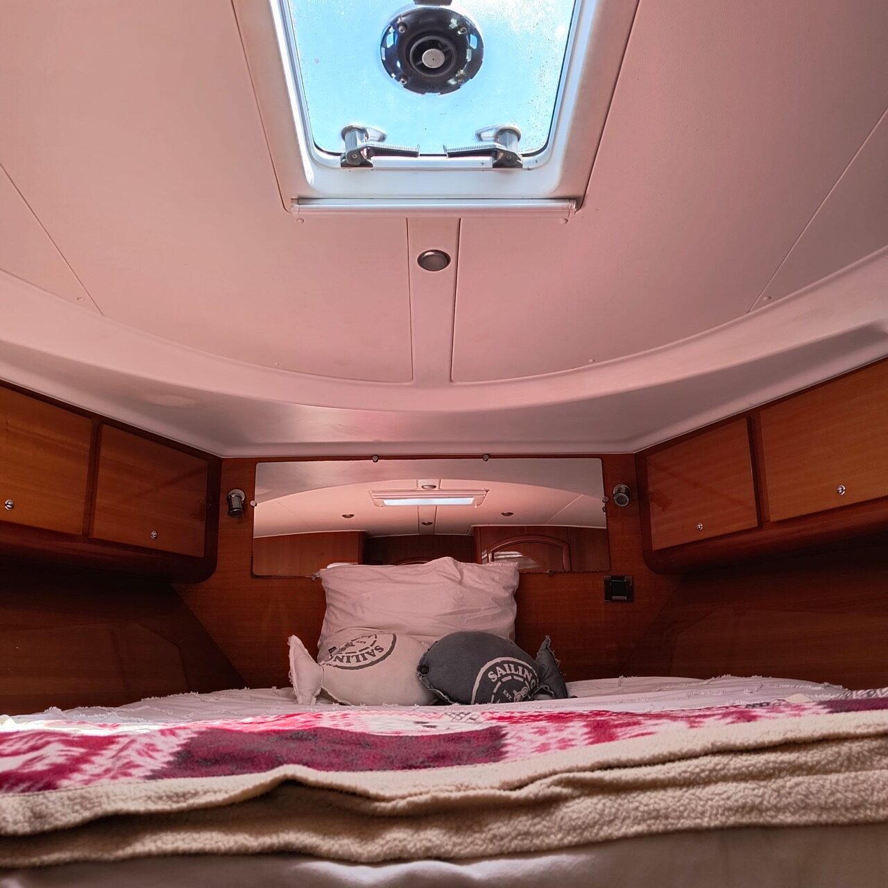 Beneteau Antares 13.80 - Cabina armatore