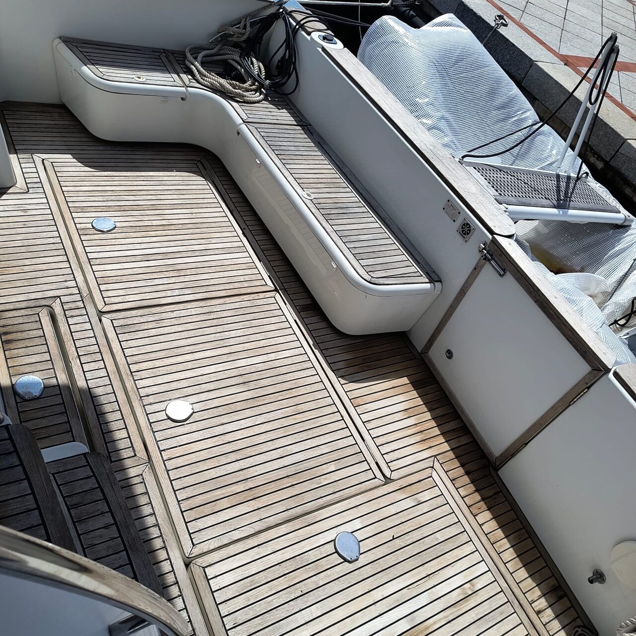Beneteau Antares 13.80 - Pozzetto